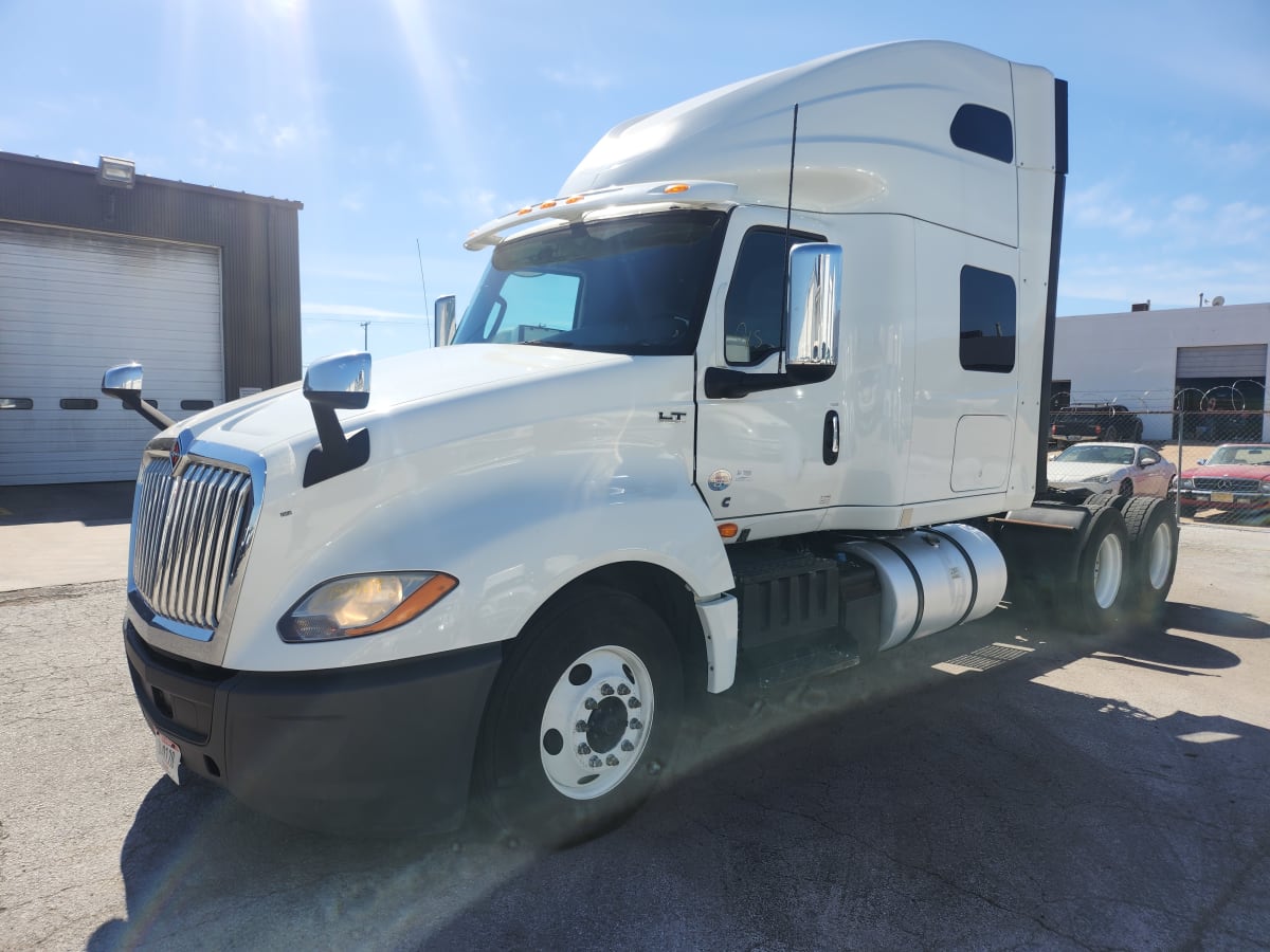 2018 Navistar International LT625 SLPR CAB 754409