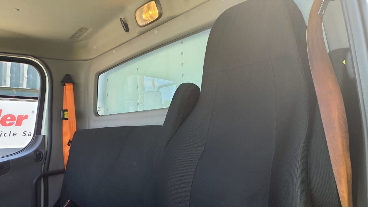 2018 Freightliner/Mercedes M2 106 754500