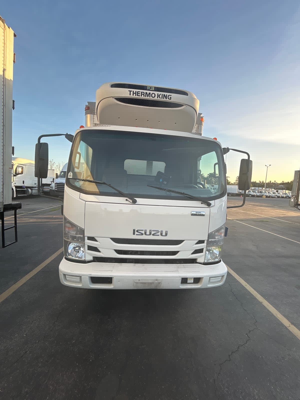 2018 Isuzu NRR 754520