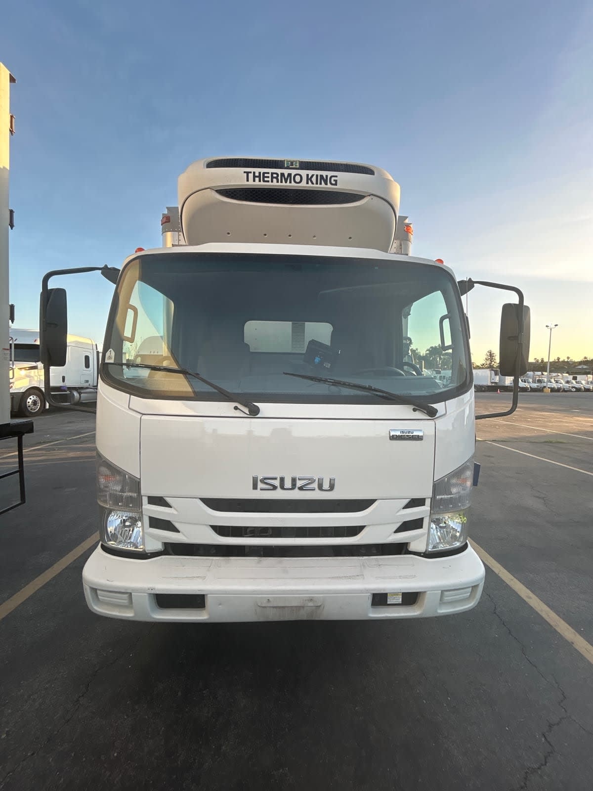 2018 Isuzu NRR 754520