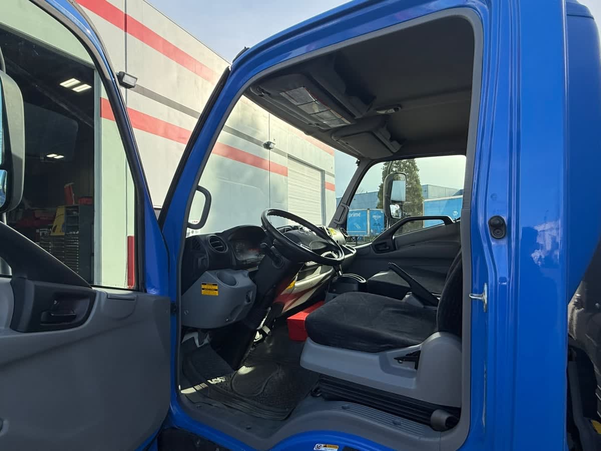 2018 Hino HINO 195 754532