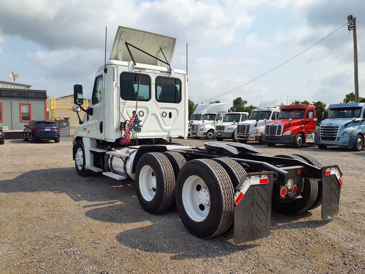 2018 Freightliner/Mercedes CASCADIA 125 754579