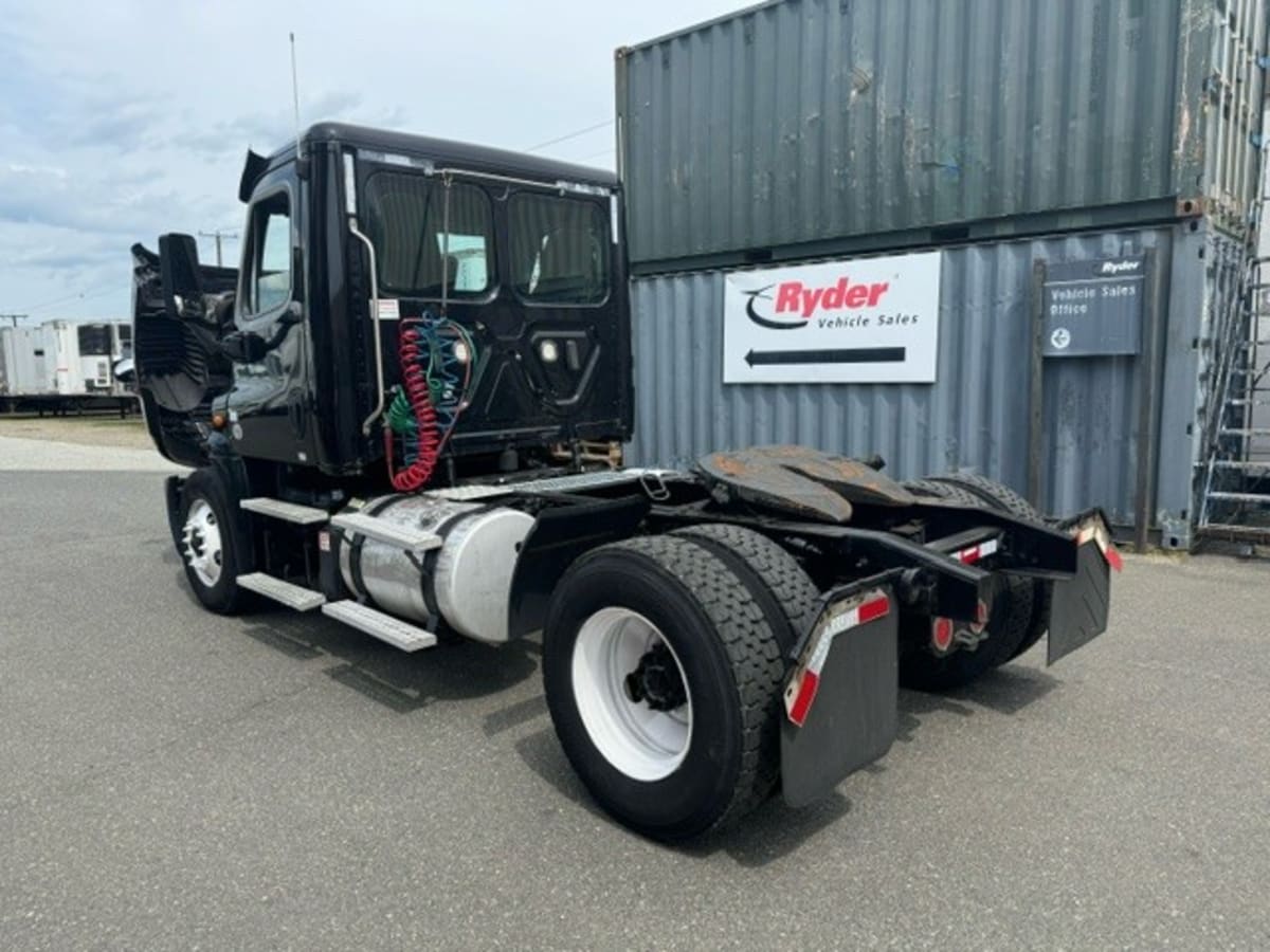 2018 Freightliner/Mercedes CASCADIA 125 754715