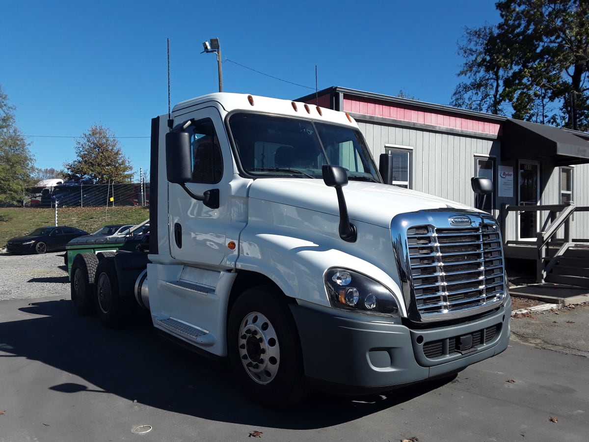 2018 Freightliner/Mercedes CASCADIA 125 754736