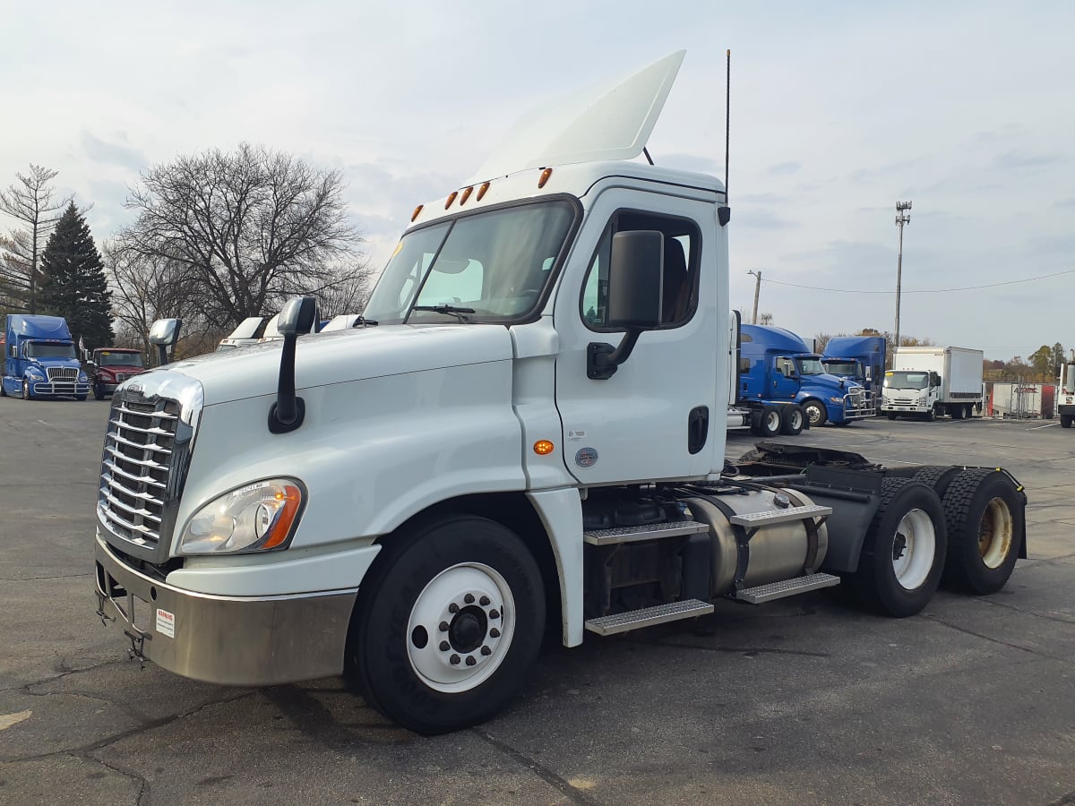 2018 Freightliner/Mercedes CASCADIA 125 754741