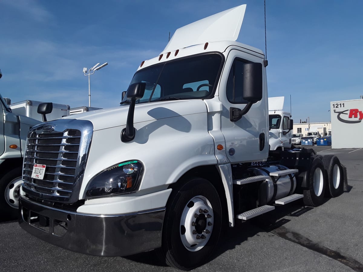 2018 Freightliner/Mercedes CASCADIA 125 754794