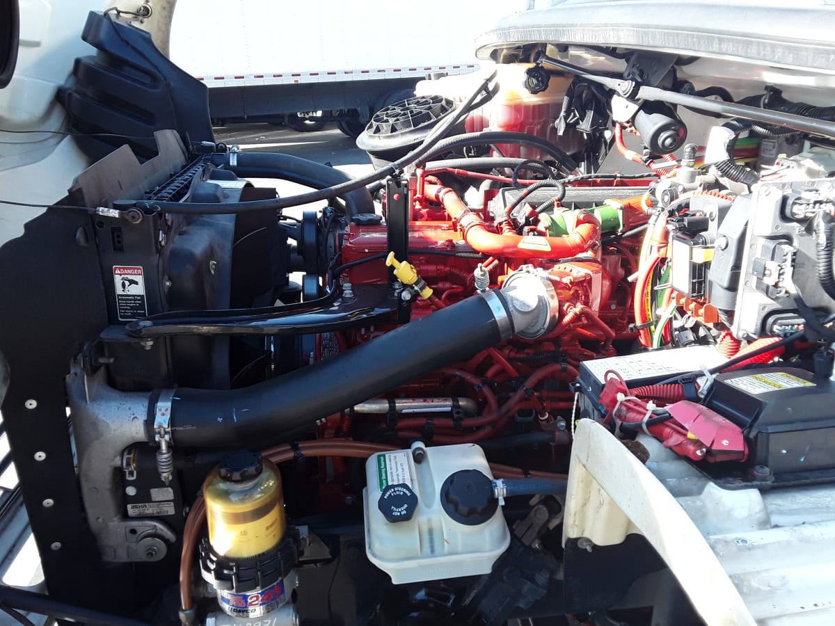 2018 Freightliner/Mercedes M2 106 754810