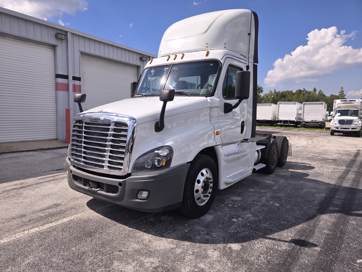 2018 Freightliner/Mercedes CASCADIA 125 754894