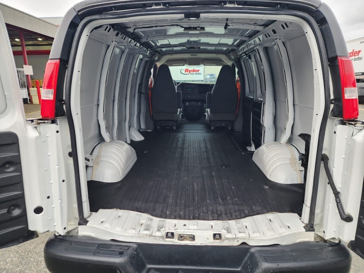 2017 Chevrolet Motor Div. CG23405 755120