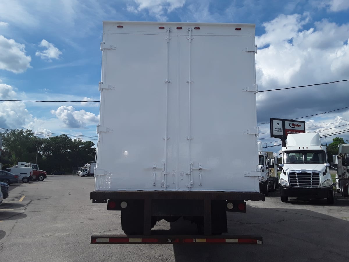 2018 Freightliner/Mercedes M2 106 755197