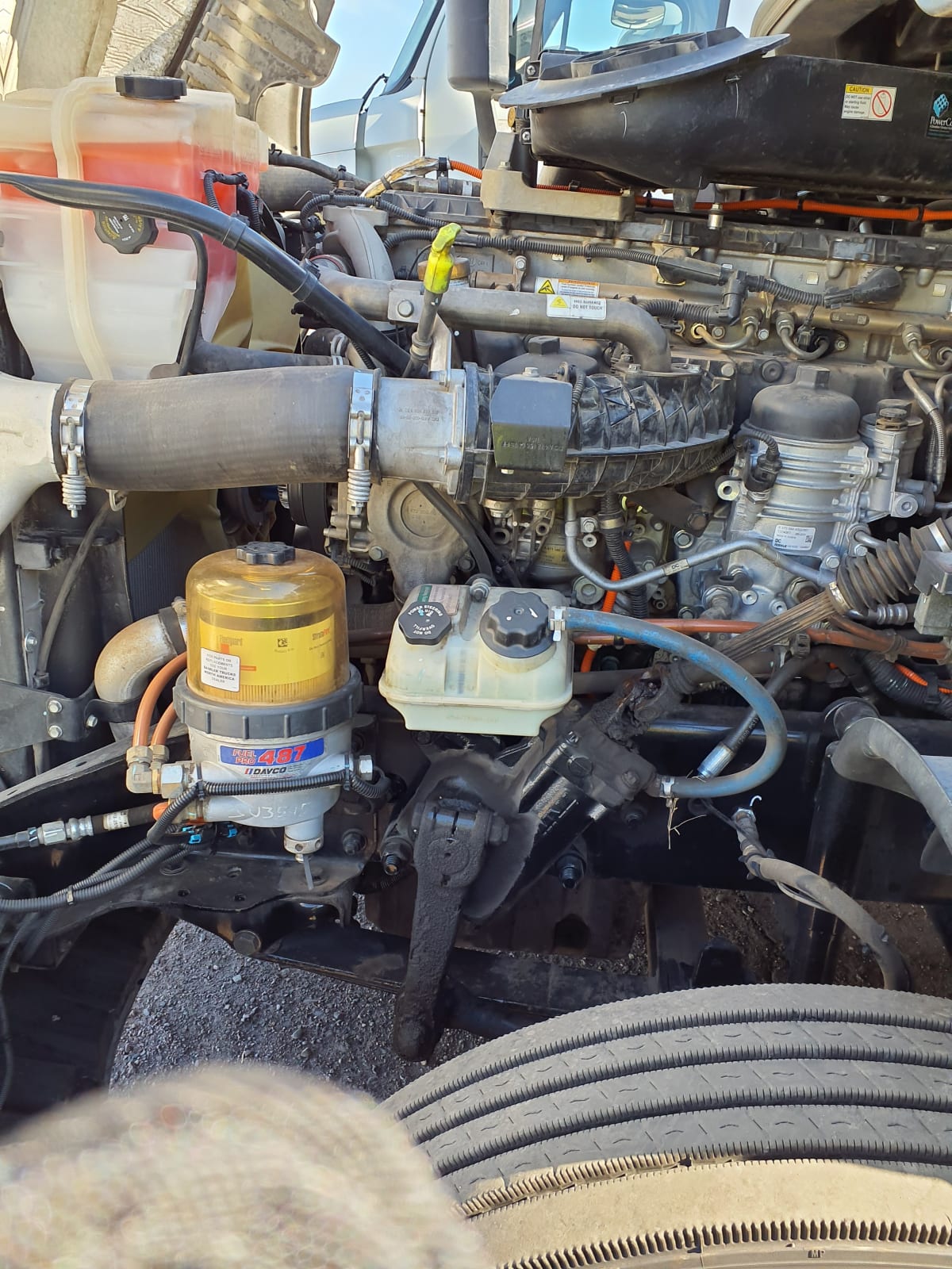 2018 Freightliner/Mercedes CASCADIA 125 755308