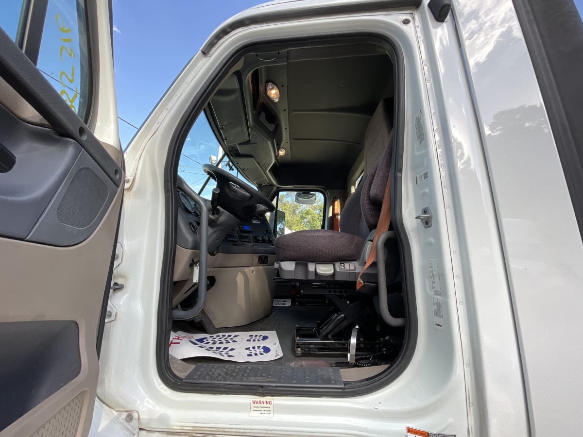 2018 Freightliner/Mercedes CASCADIA 125 755316