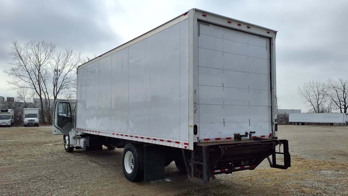 2018 Freightliner/Mercedes M2 106 755408