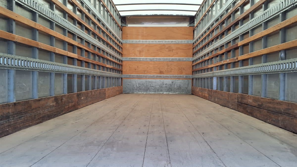 2018 Freightliner/Mercedes M2 106 755408