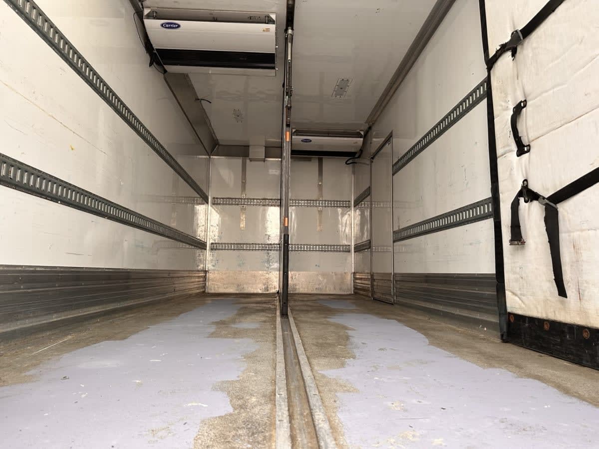 2018 Freightliner/Mercedes M2 106 755606