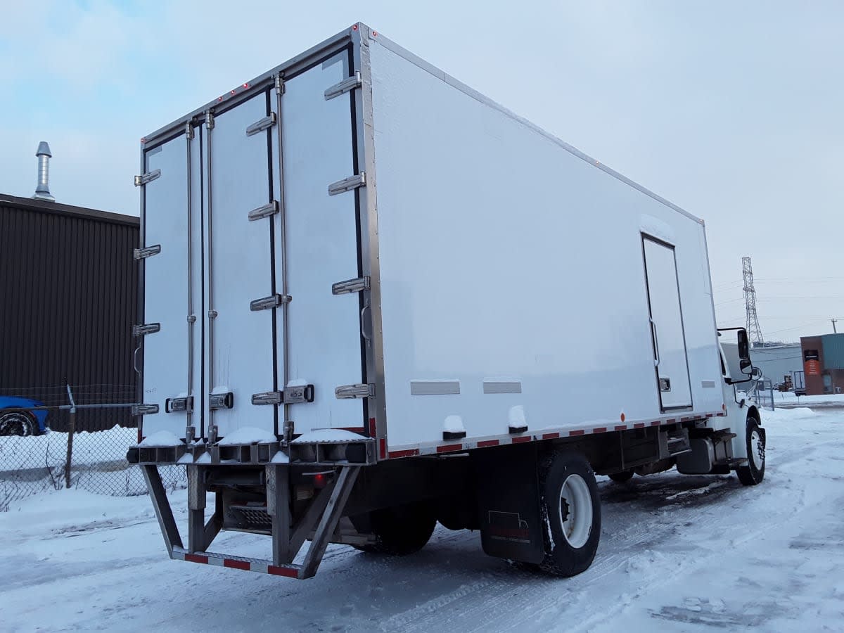 2018 Freightliner/Mercedes M2 106 755607