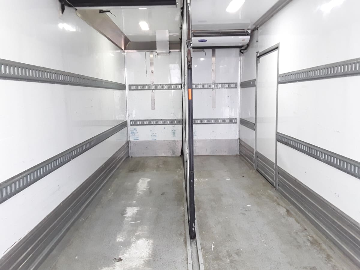 2018 Freightliner/Mercedes M2 106 755607