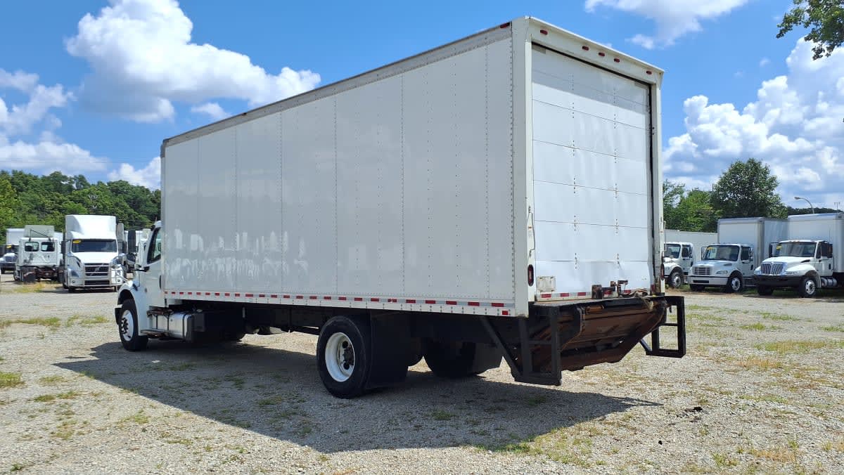2018 Freightliner M2 106 755686