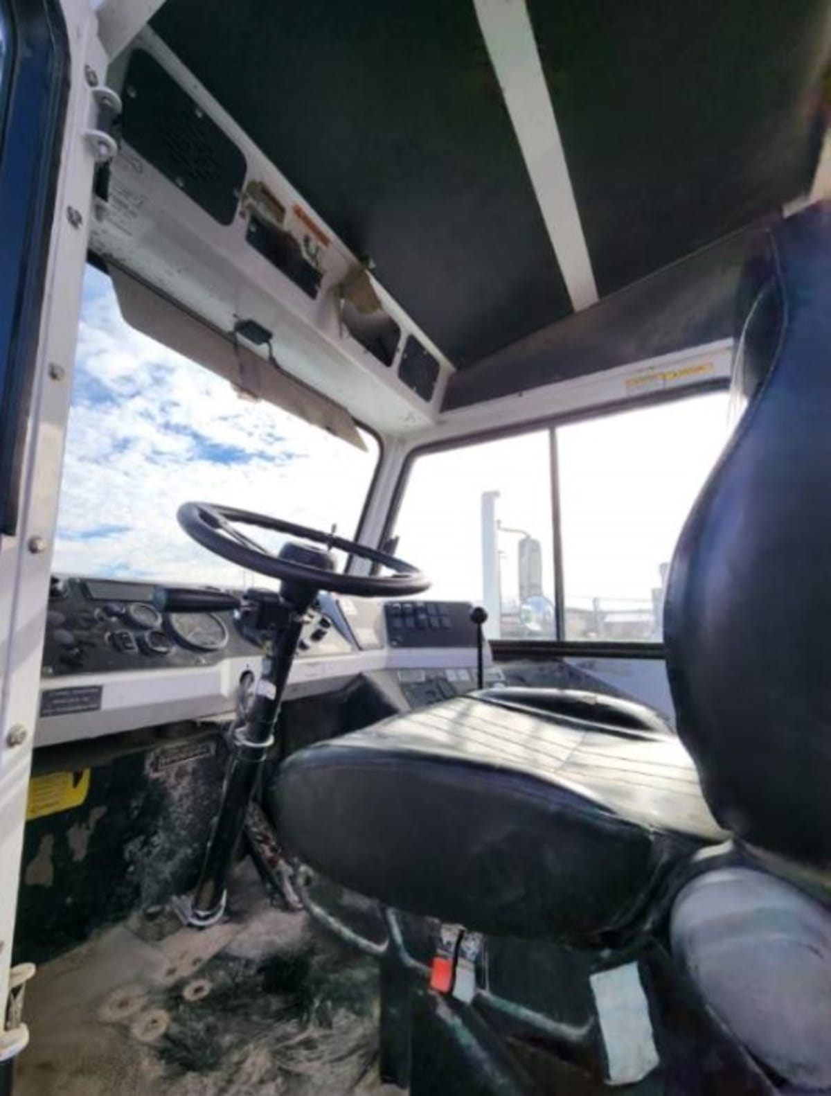 2017 Capacity Of Texas,Inc. SABRE 5 4X2 756086