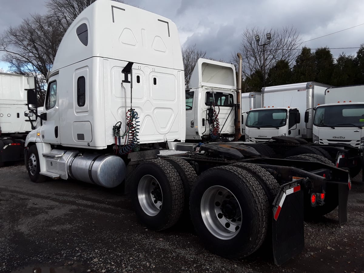 2018 Freightliner/Mercedes CASCADIA 125 756097