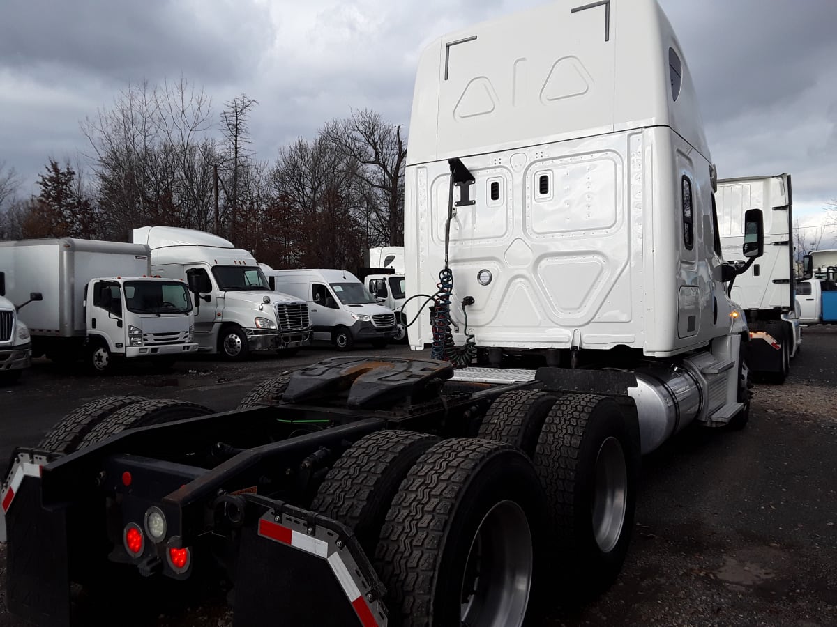 2018 Freightliner/Mercedes CASCADIA 125 756097