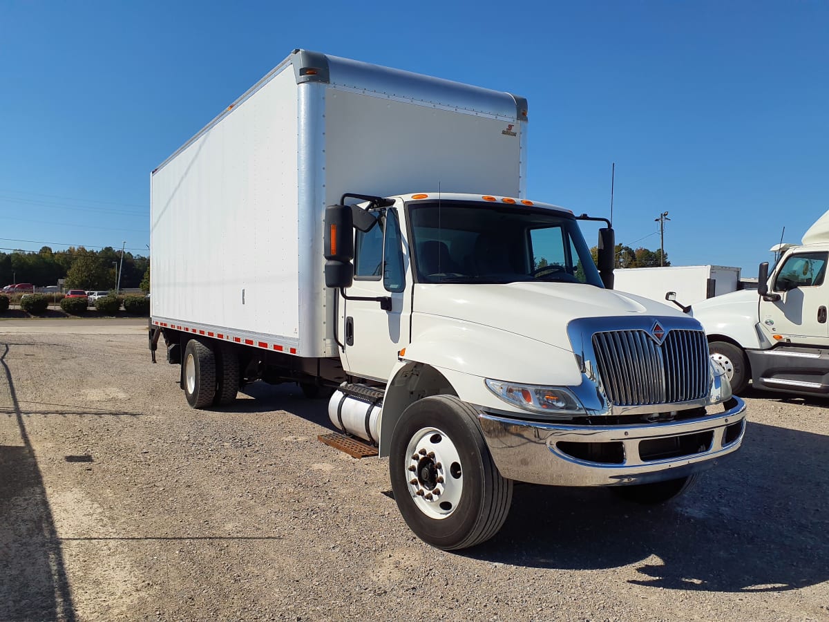 2018 Navistar International 4300 756183
