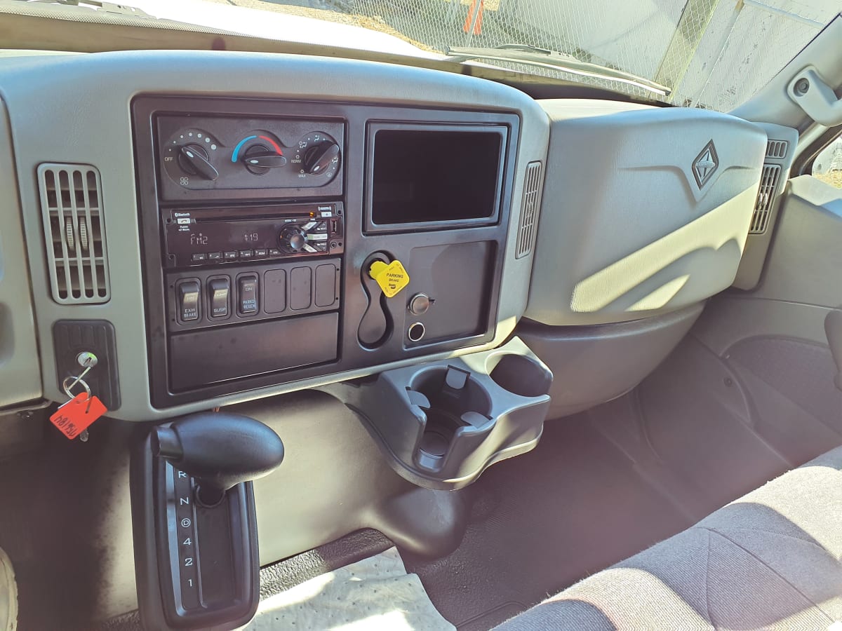 2018 Navistar International 4300 756184