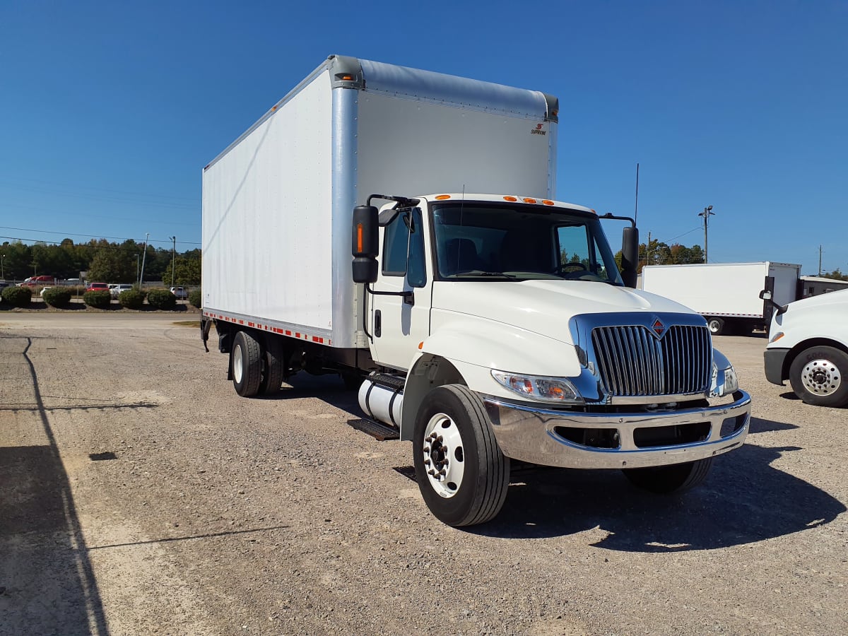 2018 Navistar International 4300 756184