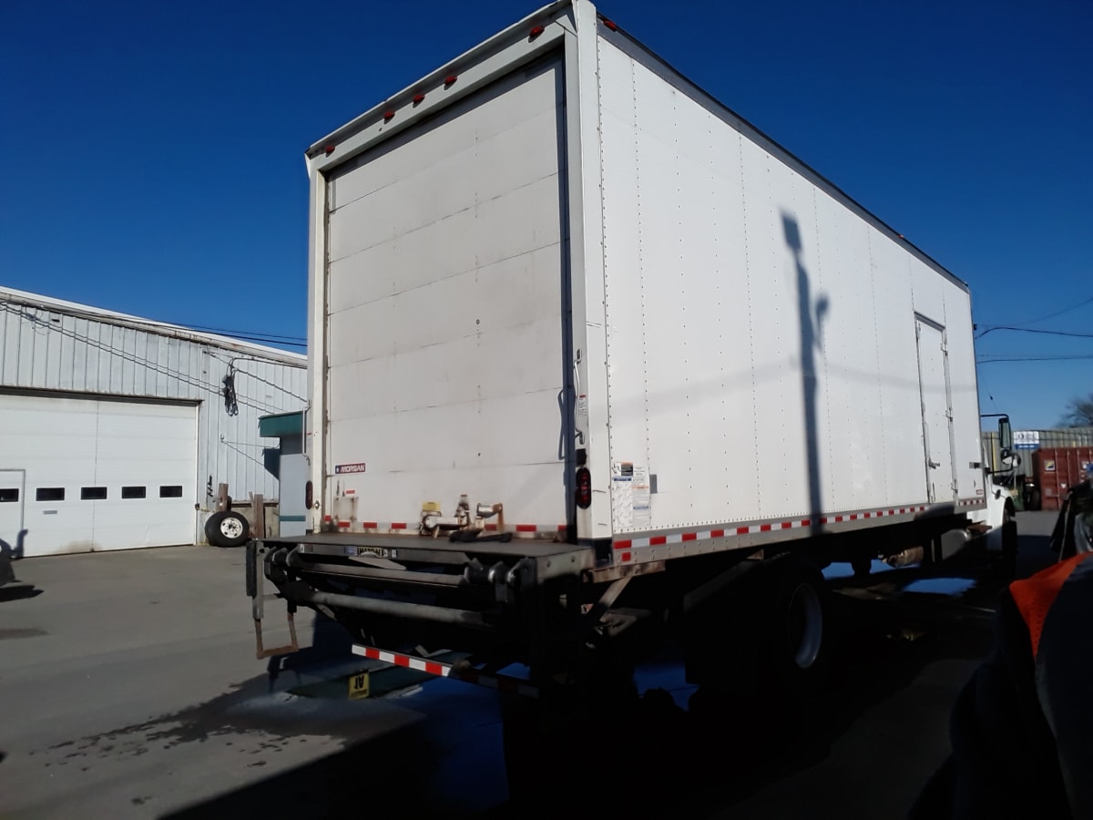 2018 Freightliner/Mercedes M2 106 756703