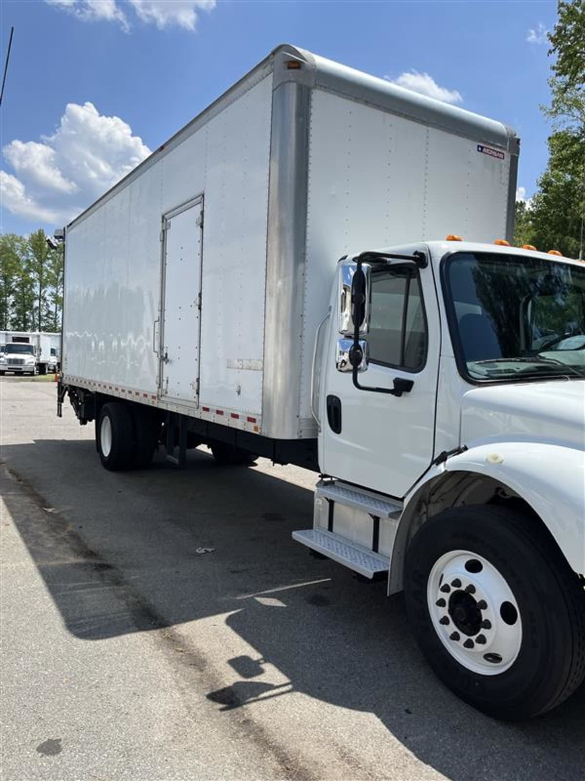 2018 Freightliner/Mercedes M2 106 756743