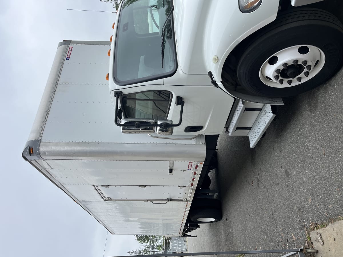 2018 Freightliner/Mercedes M2 106 756744