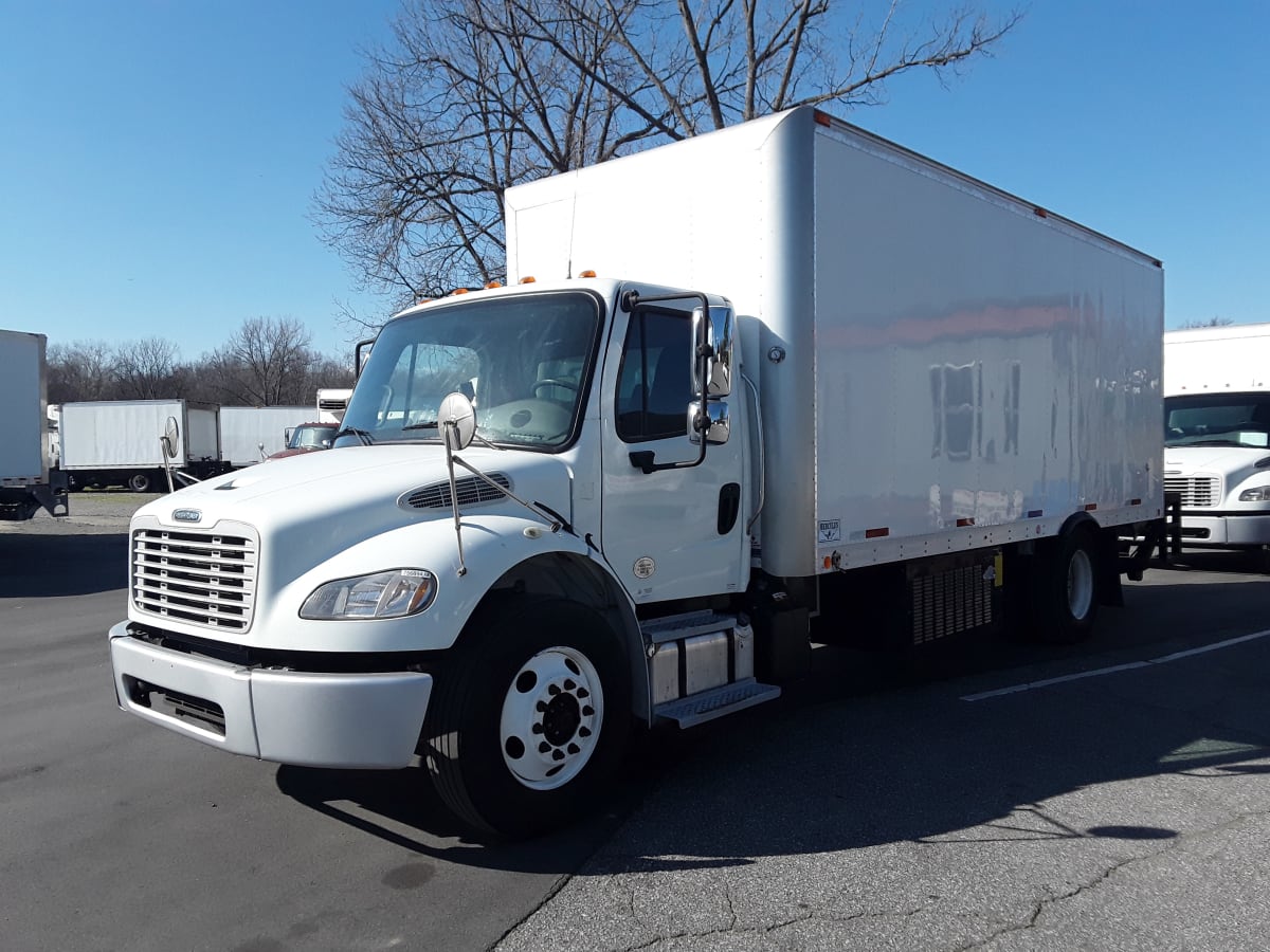 2018 Freightliner/Mercedes M2 106 756894
