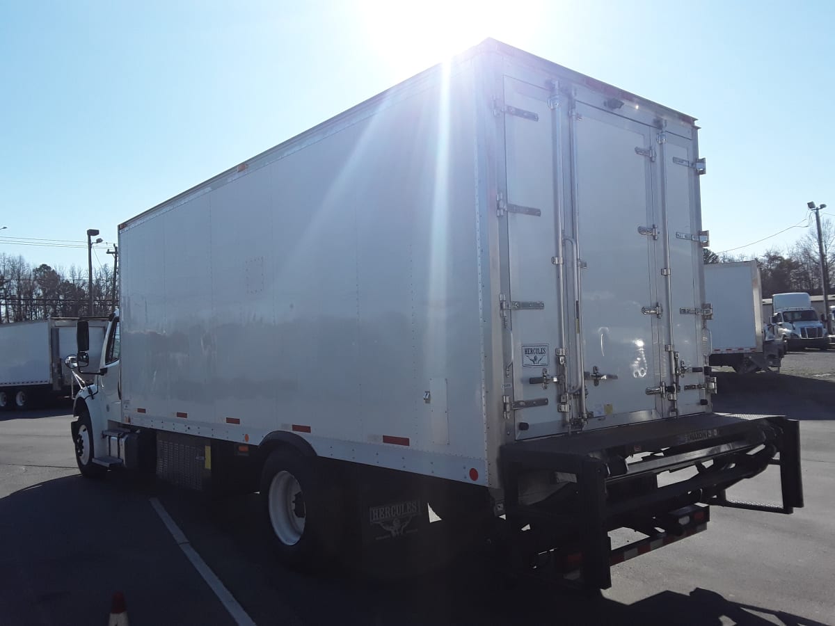 2018 Freightliner M2 106 756896