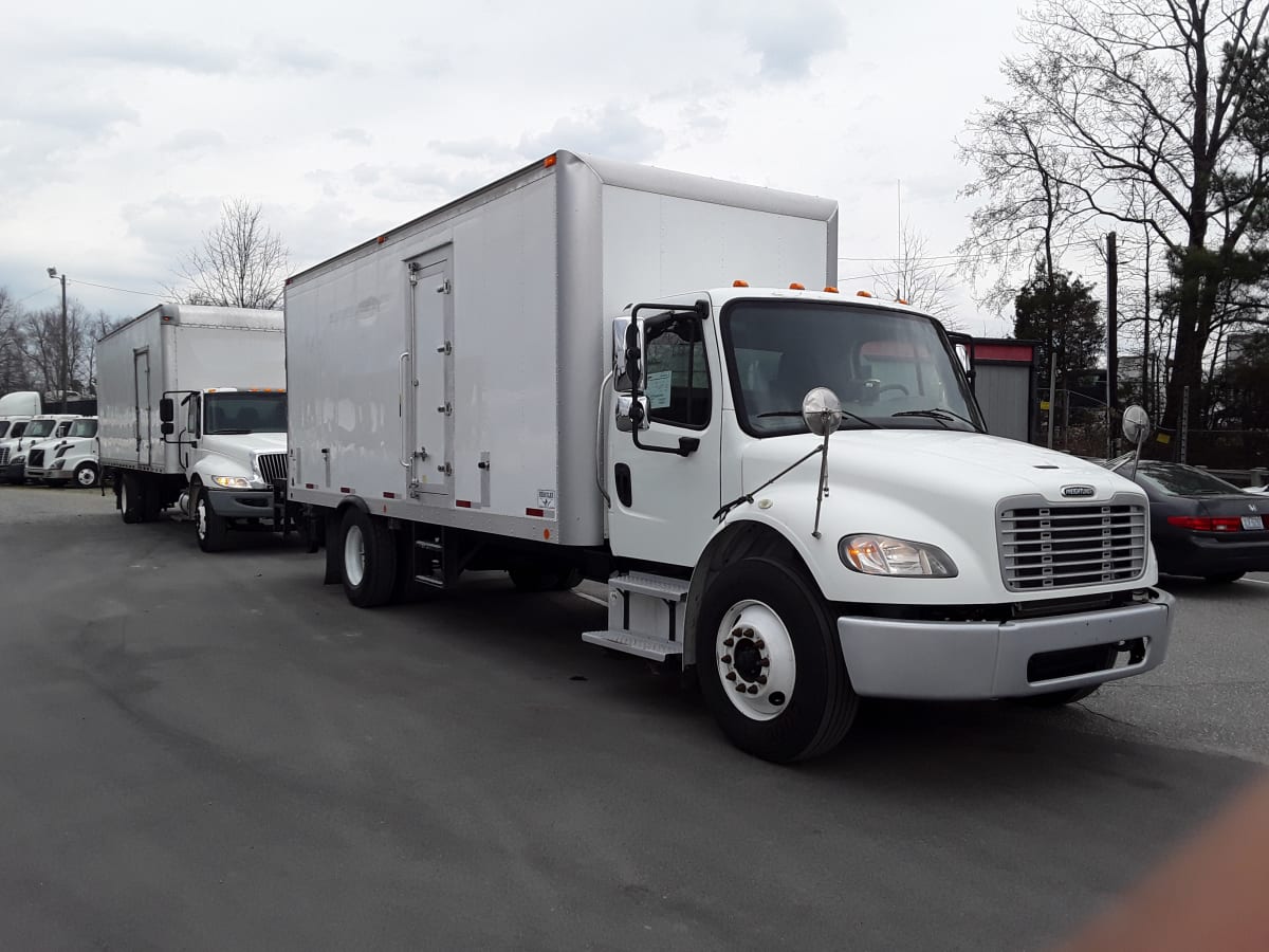 2018 Freightliner/Mercedes M2 106 756899