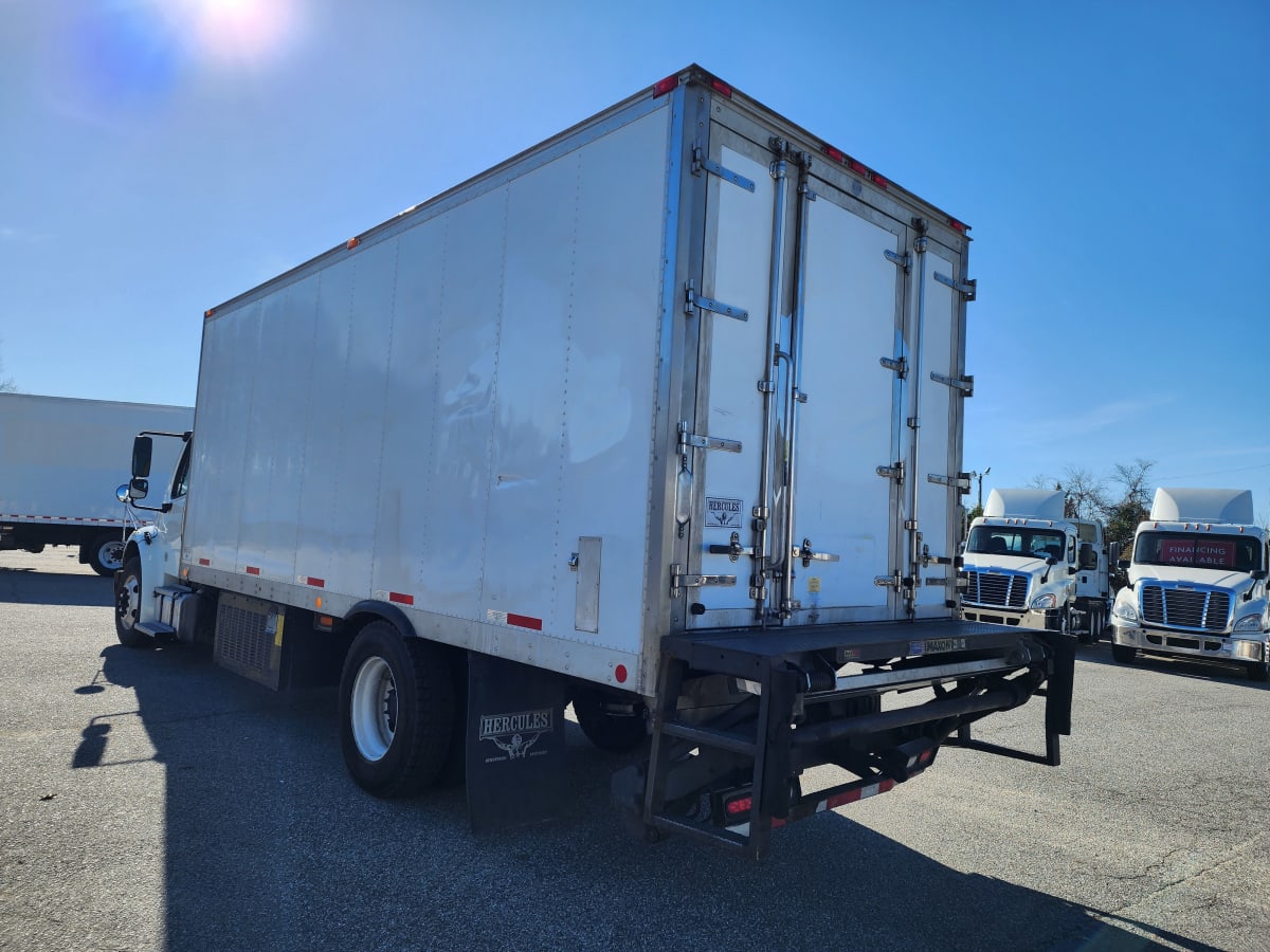 2018 Freightliner/Mercedes M2 106 756905