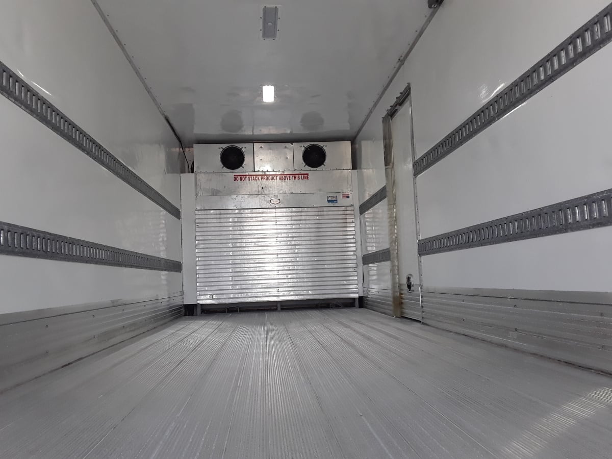 2018 Freightliner/Mercedes M2 106 756910