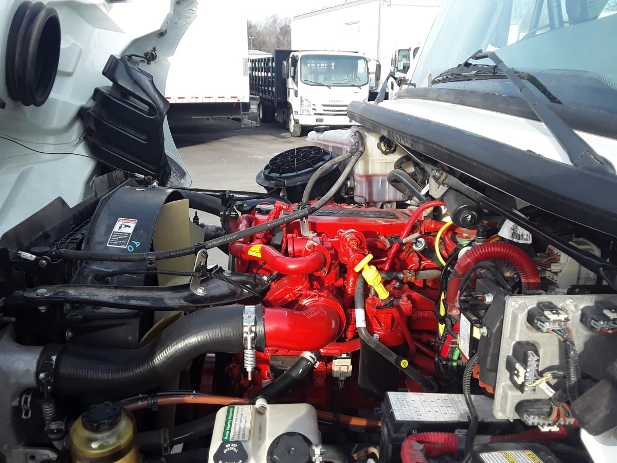 2018 Freightliner/Mercedes M2 106 756914