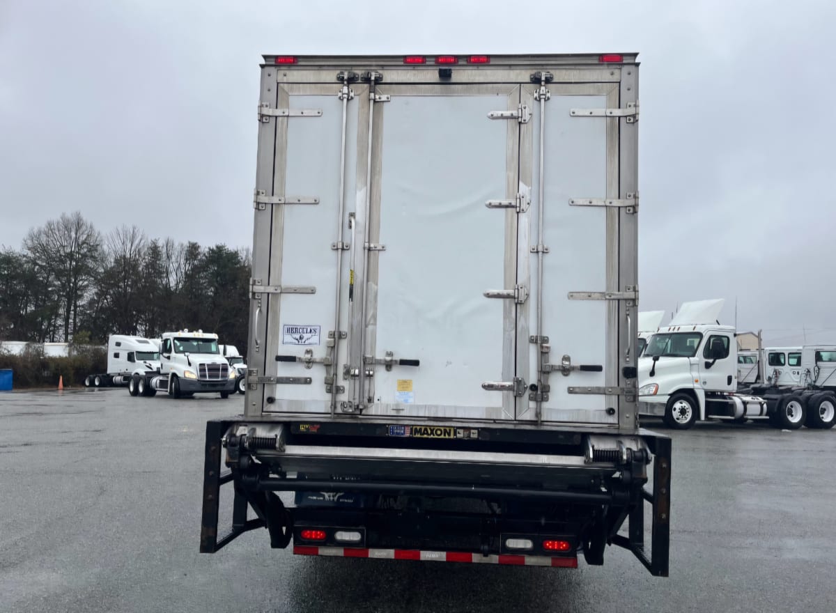 2018 Freightliner/Mercedes M2 106 756916