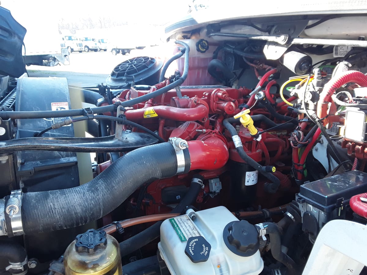 2018 Freightliner/Mercedes M2 106 756917