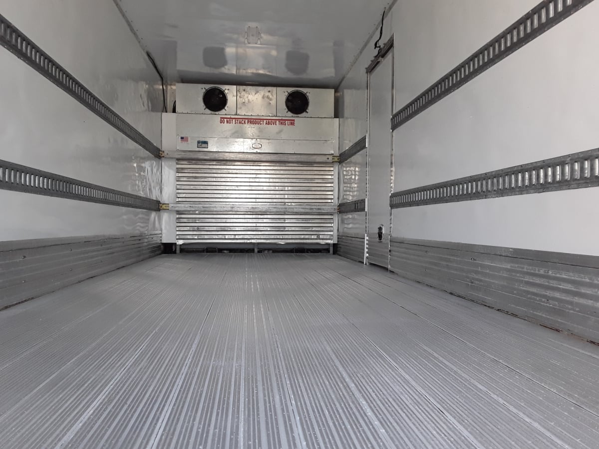 2018 Freightliner/Mercedes M2 106 756917