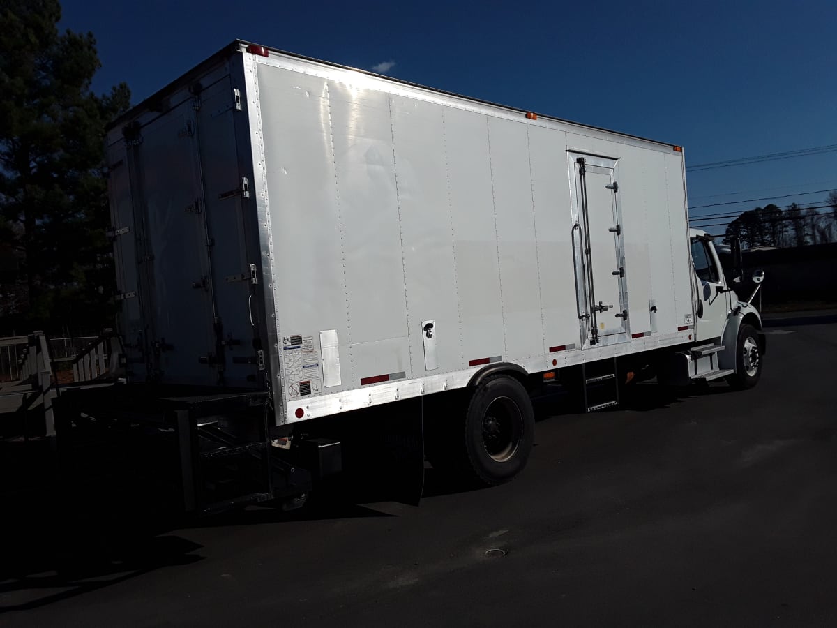 2018 Freightliner/Mercedes M2 106 756917
