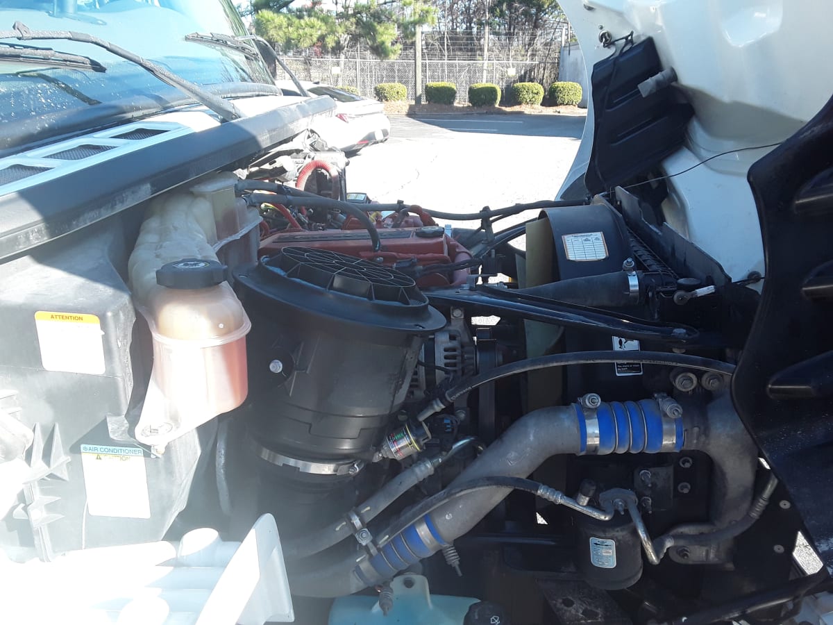 2018 Freightliner/Mercedes M2 106 756919
