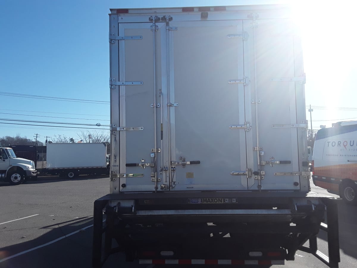2018 Freightliner/Mercedes M2 106 756919