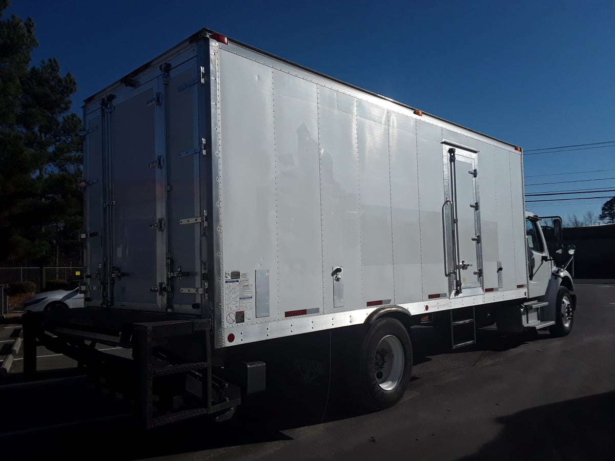 2018 Freightliner/Mercedes M2 106 756919