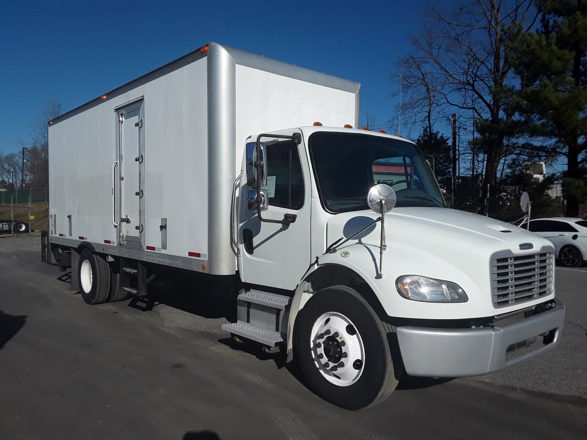 2018 Freightliner/Mercedes M2 106 756919