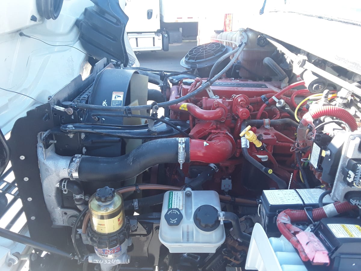 2018 Freightliner/Mercedes M2 106 756919