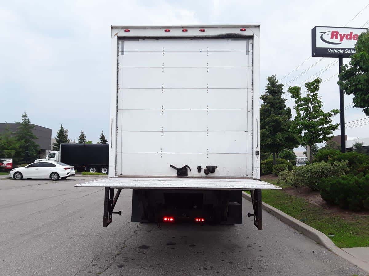 2018 Freightliner/Mercedes M2 106 756974