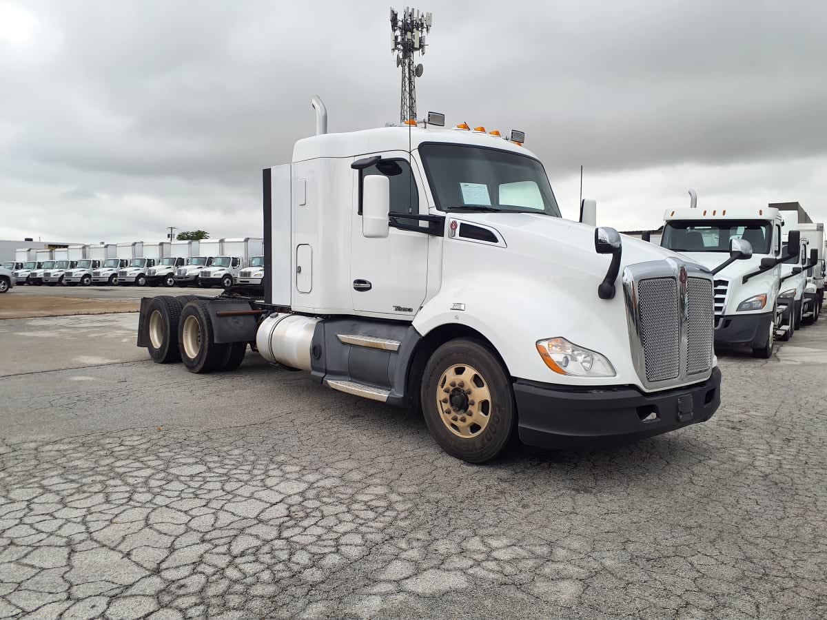 2018 Kenworth T680 - image 3