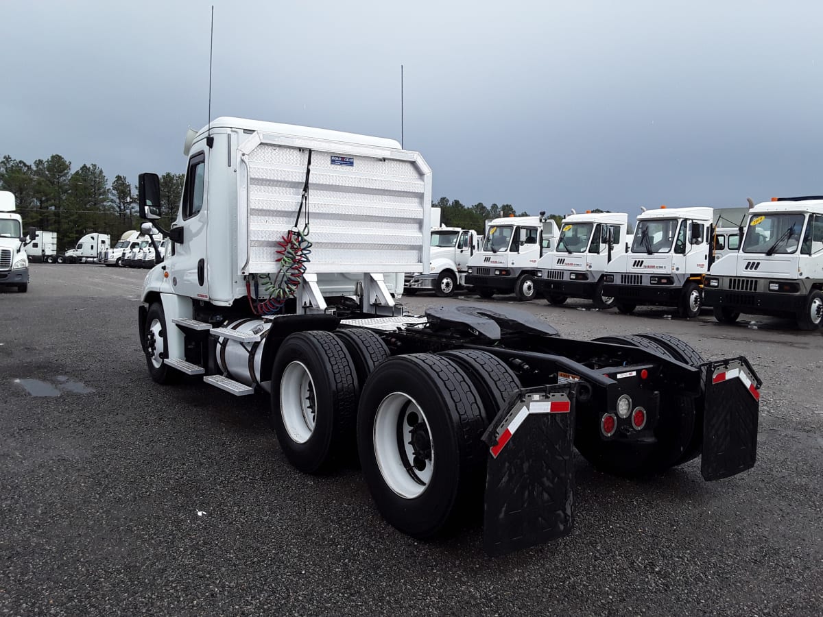 2018 Freightliner/Mercedes CASCADIA 125 757101