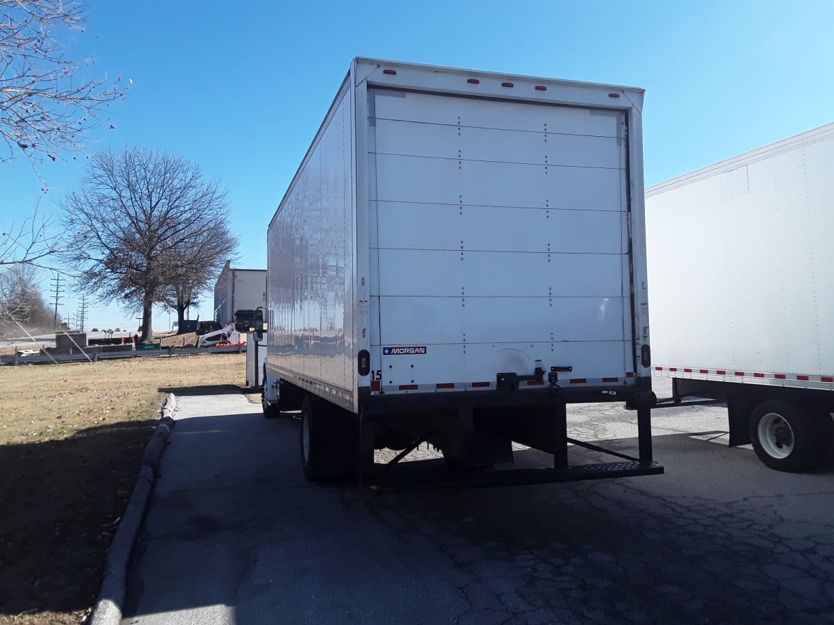 2018 Freightliner/Mercedes M2 106 757140